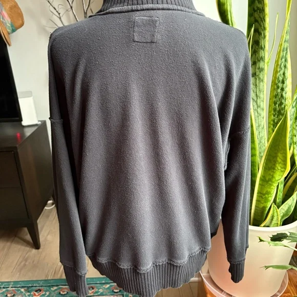 Aerie snap funnel neck sweatshirt-sz small - Picture 5 of 6